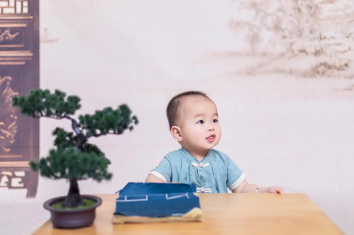 成都试管代怀二岁宝宝发型