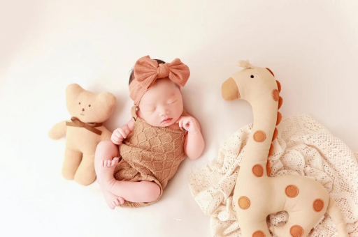 成都试管代怀宝宝几个月会站