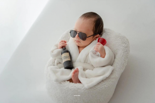 成都试管代怀母乳宝宝需要喝水吗